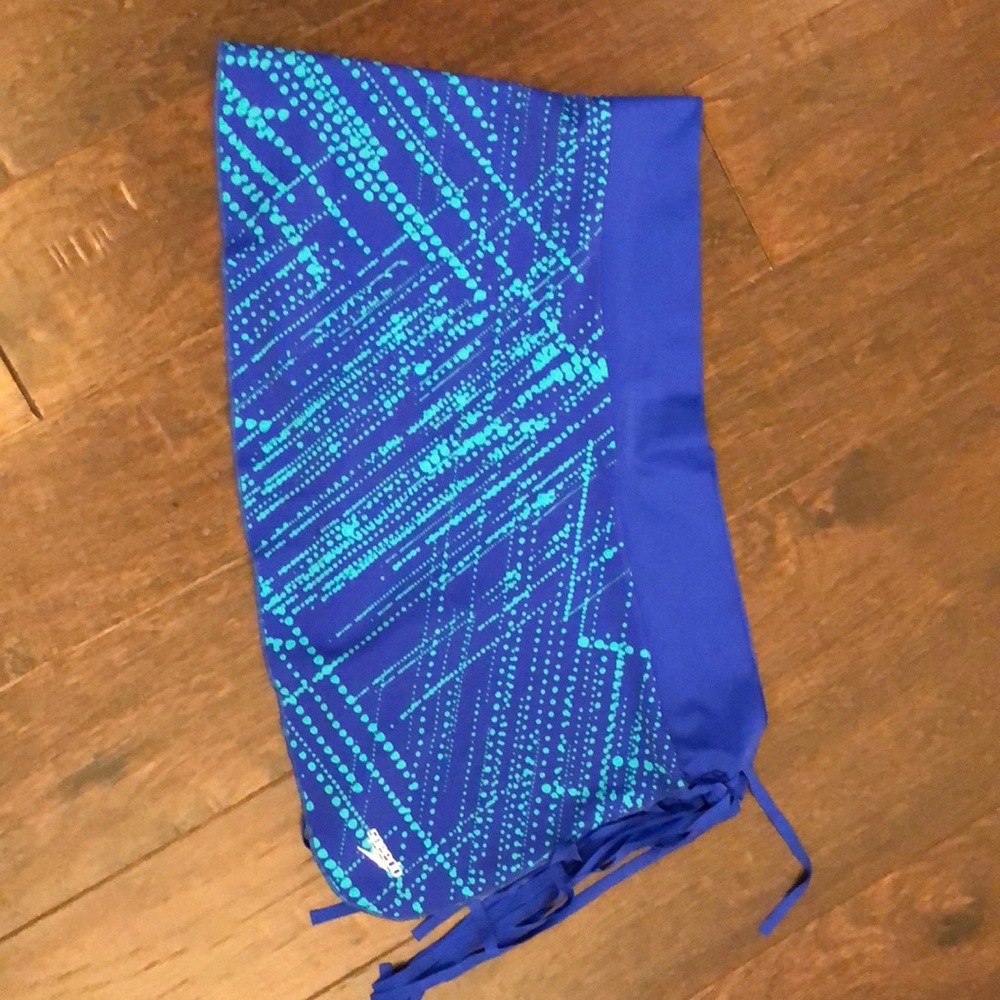 *SOLD* Speedo Women’s Zumba Aqua cover-up